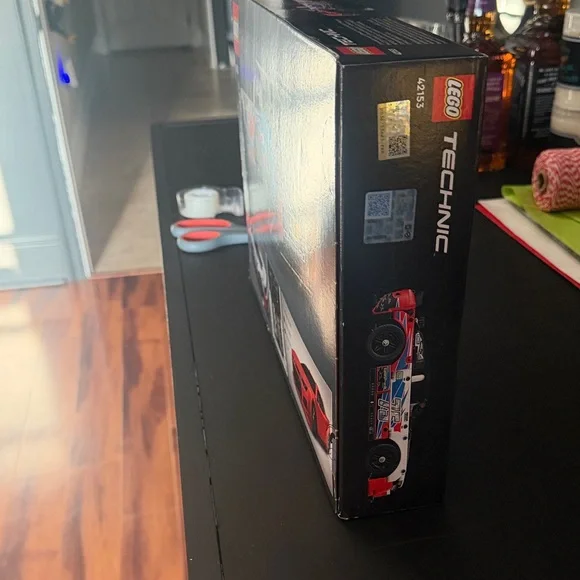 LEGO Technic NASCAR Chevrolet Camaro - Blue, White, Black - Picture 4 of 5